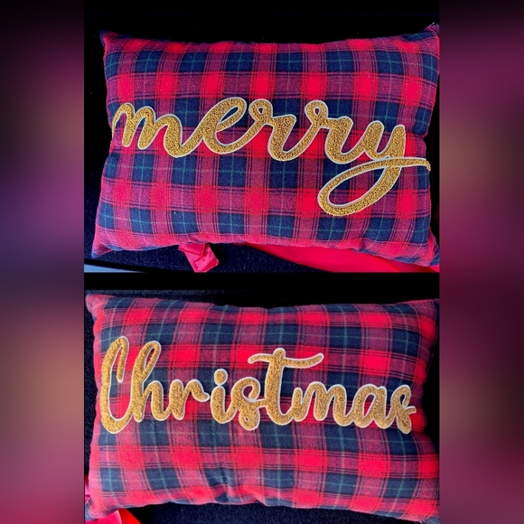 Christmas decorative cushions with the words "merry christmas" 2pcs. - Picture 1 of 5